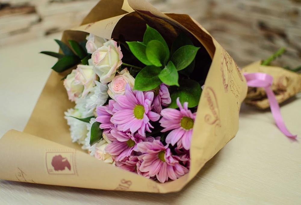 Букет цветов из: Розы и Хризантемы в Разметелево