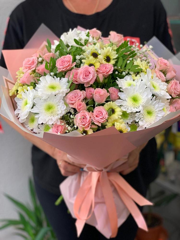 Букет цветов из: Розы и Хризантемы в Разметелево