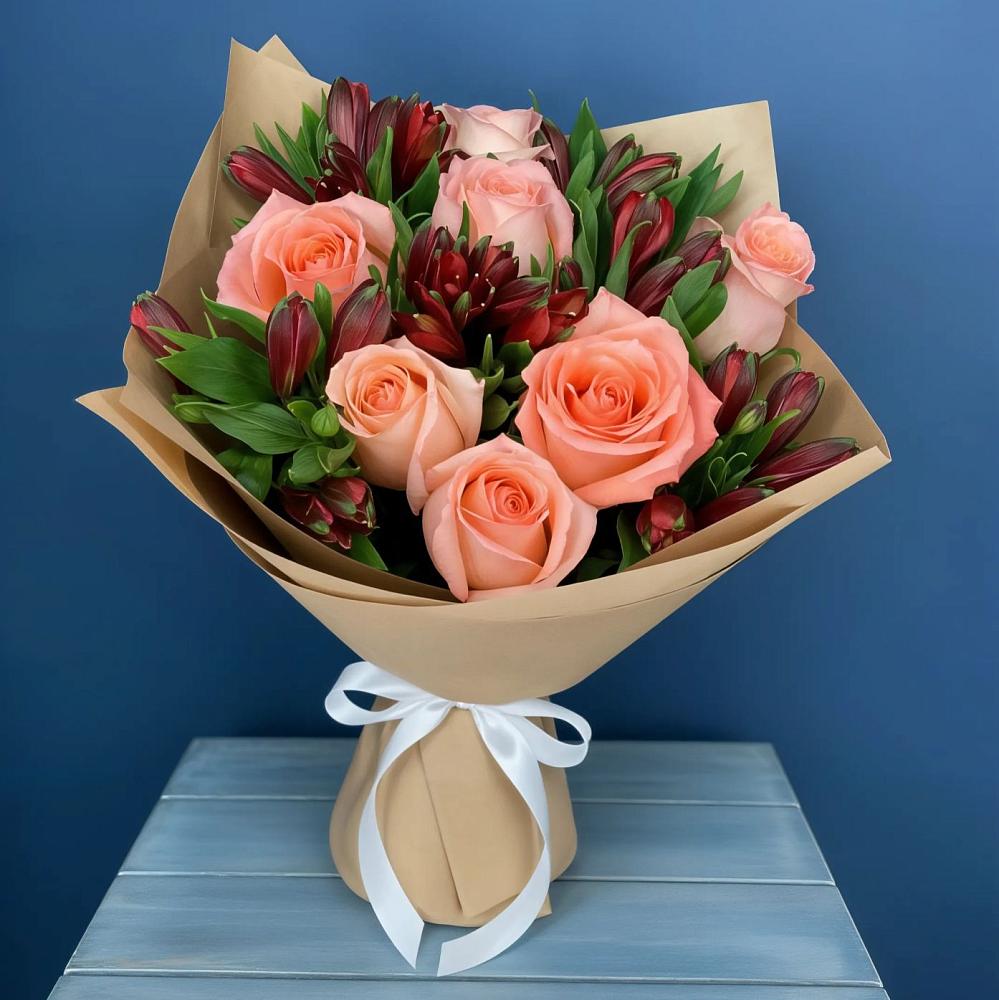 Букет цветов из: Розы и Альстромерии в Разметелево