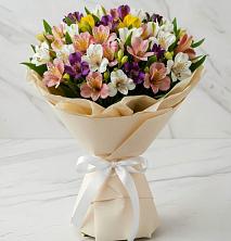 Букет цветов из:  Альстромерии в Разметелево