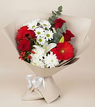 Букет цветов из:  Розы, Хризантемы, Герберы и Лилии в Разметелево