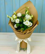 Букет цветов из:  Хризантемы и Лизиантусы #REPLACE_PRED# Разметелево