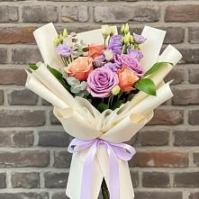 Букет цветов из:  Лизиантусы и Розы #REPLACE_PRED# Разметелево