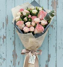 Букет цветов из:  Розы #REPLACE_PRED# Разметелево