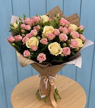 Букет цветов из:  Розы в Разметелево