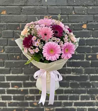Букет цветов из:  Герберы и Хризантемы в Разметелево