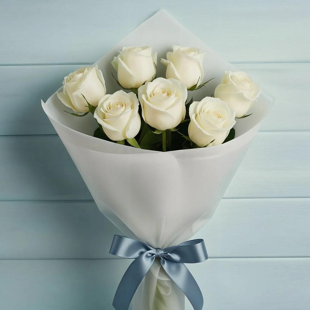 Букет 7 Белых роз Эдлесс Лав в Разметелево