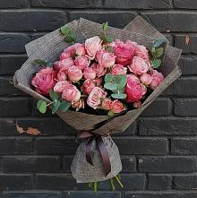 Букет цветов из:  Розы в Разметелево